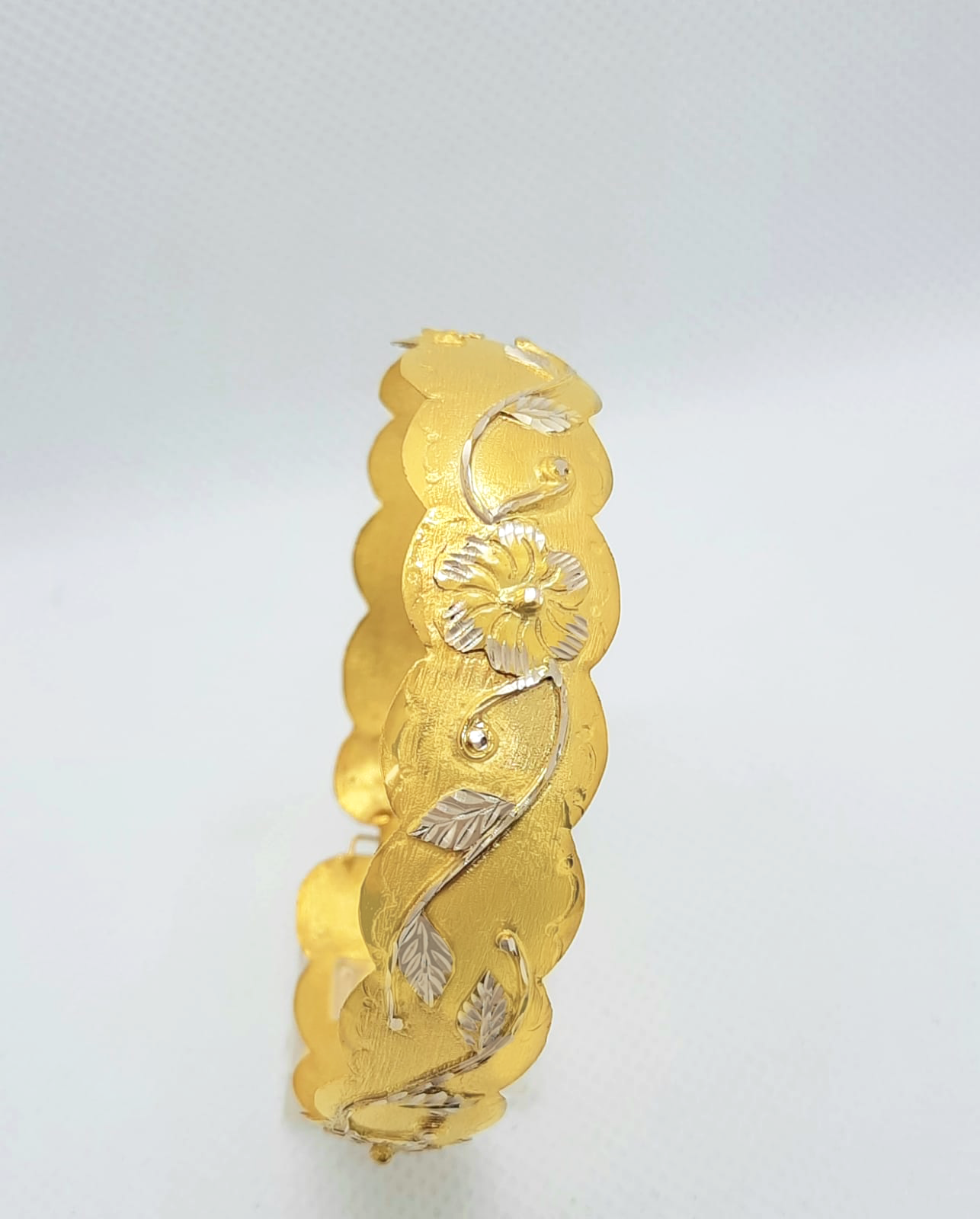 Gold Slave Band